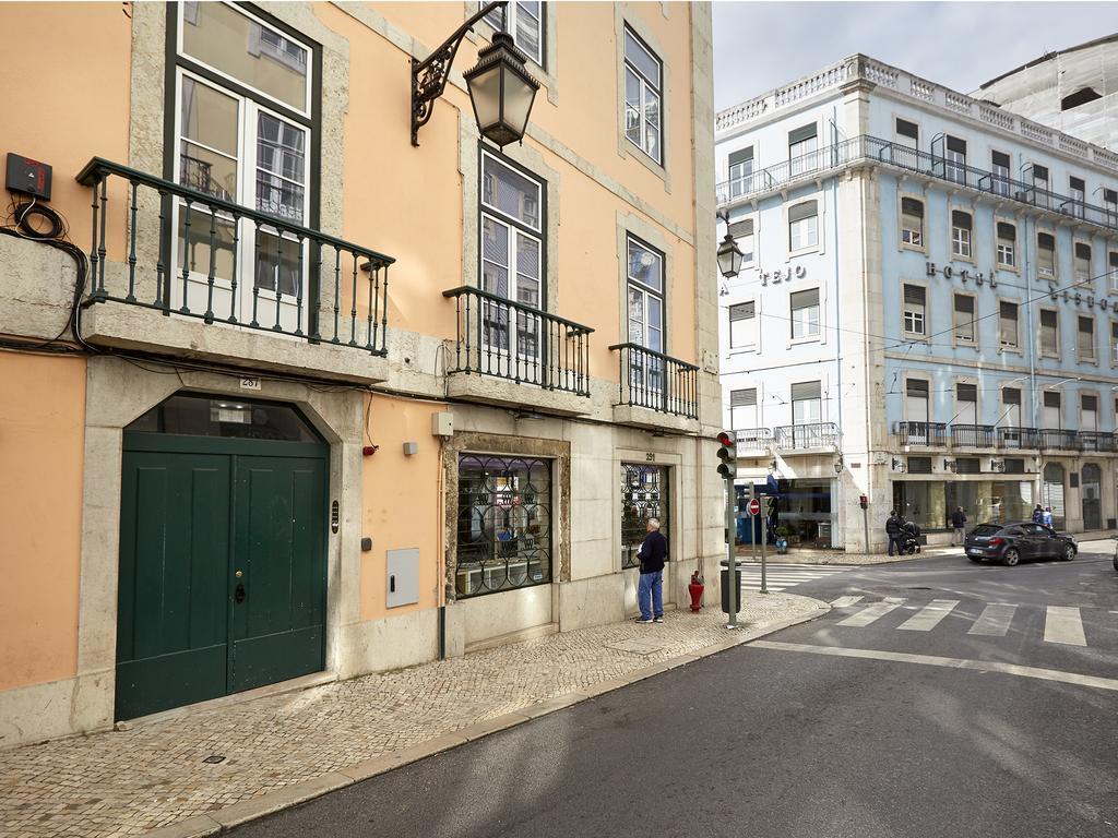 Sonel Investe Madalena 287 Boutique Apartments By Get Your Stay Lisbona Esterno foto