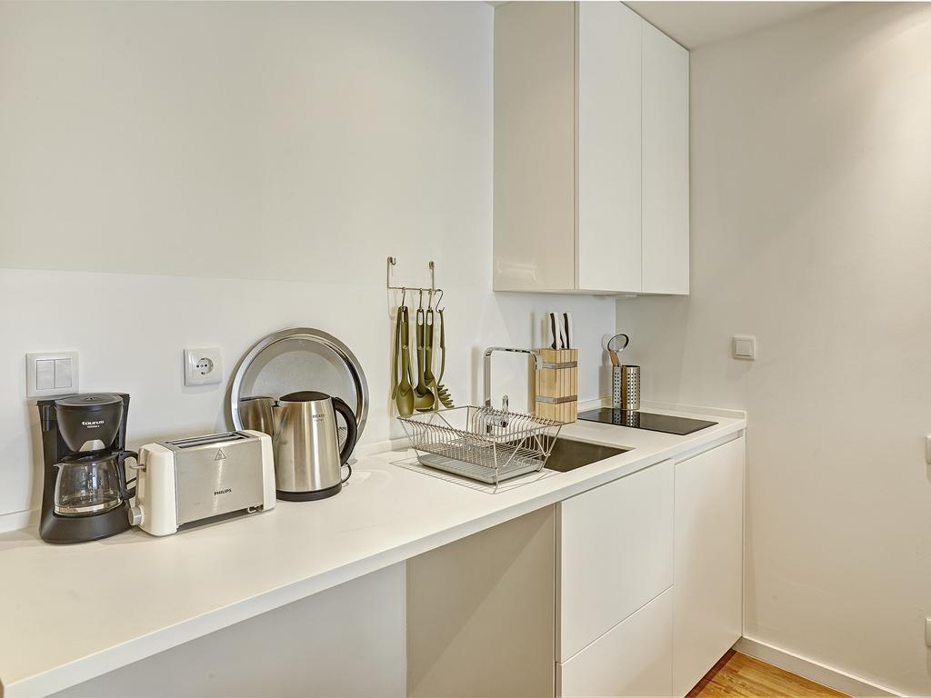 Sonel Investe Madalena 287 Boutique Apartments By Get Your Stay Lisbona Esterno foto